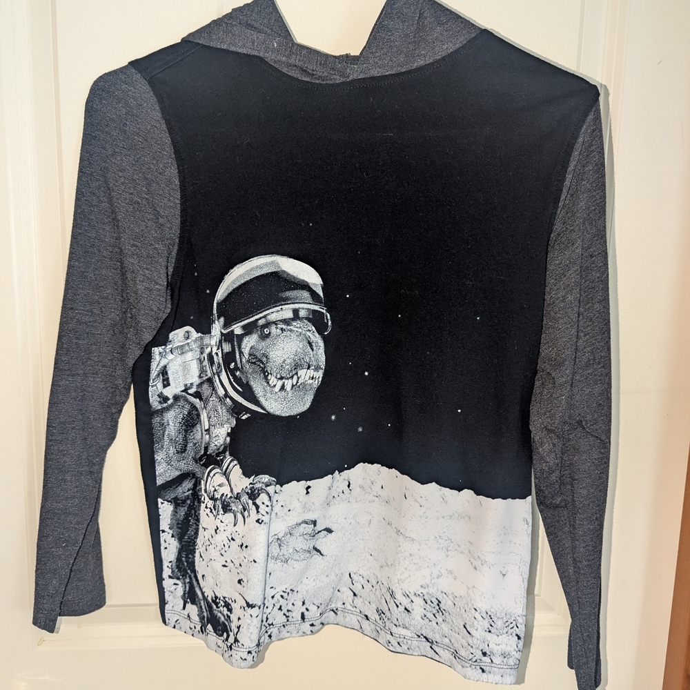 Bundle 4 items For $5 Old Navy Kids Long Sleeve T Shirt With Hood